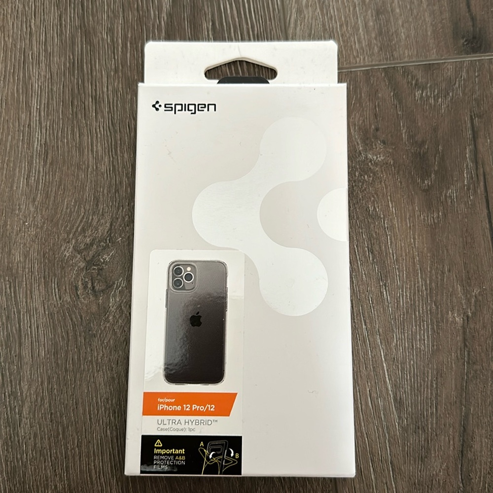 Spigen iPhone 12 Pro/12 phone case